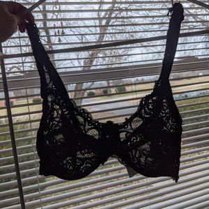 lacy black bra